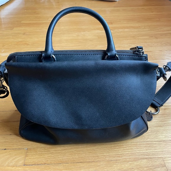 Guess Black Leather Handbag. Great Condition. - Picture 4 of 12